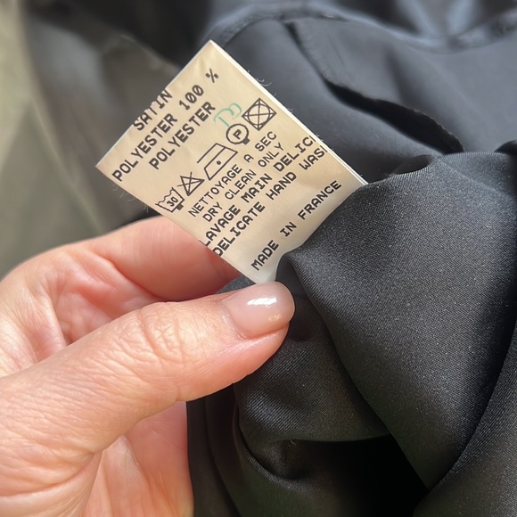 Ivoire de Laurence satin blouse - Picture 10 of 10